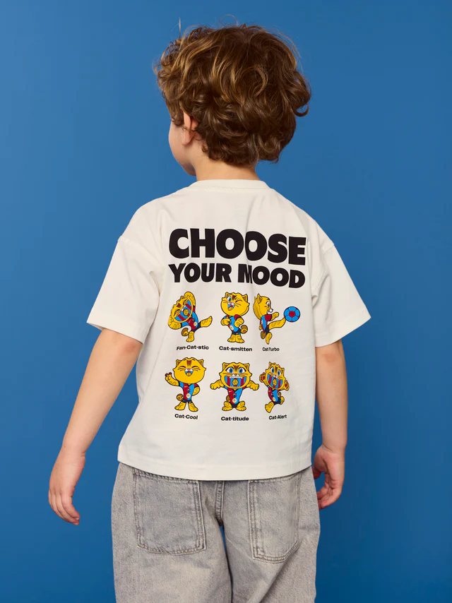 SocBlaugranaFC's tweet photo. 🆕🐱 El Barça lanza una nueva colección infantil protagonizada por CAT  

👕 La línea incluye camisetas, sudaderas, chándales, pijamas y bodies para los culés más pequeños 

👉 El objetivo del club es seguir impulsando la imagen de CAT más allá del fútbol y convertirlo en un icono