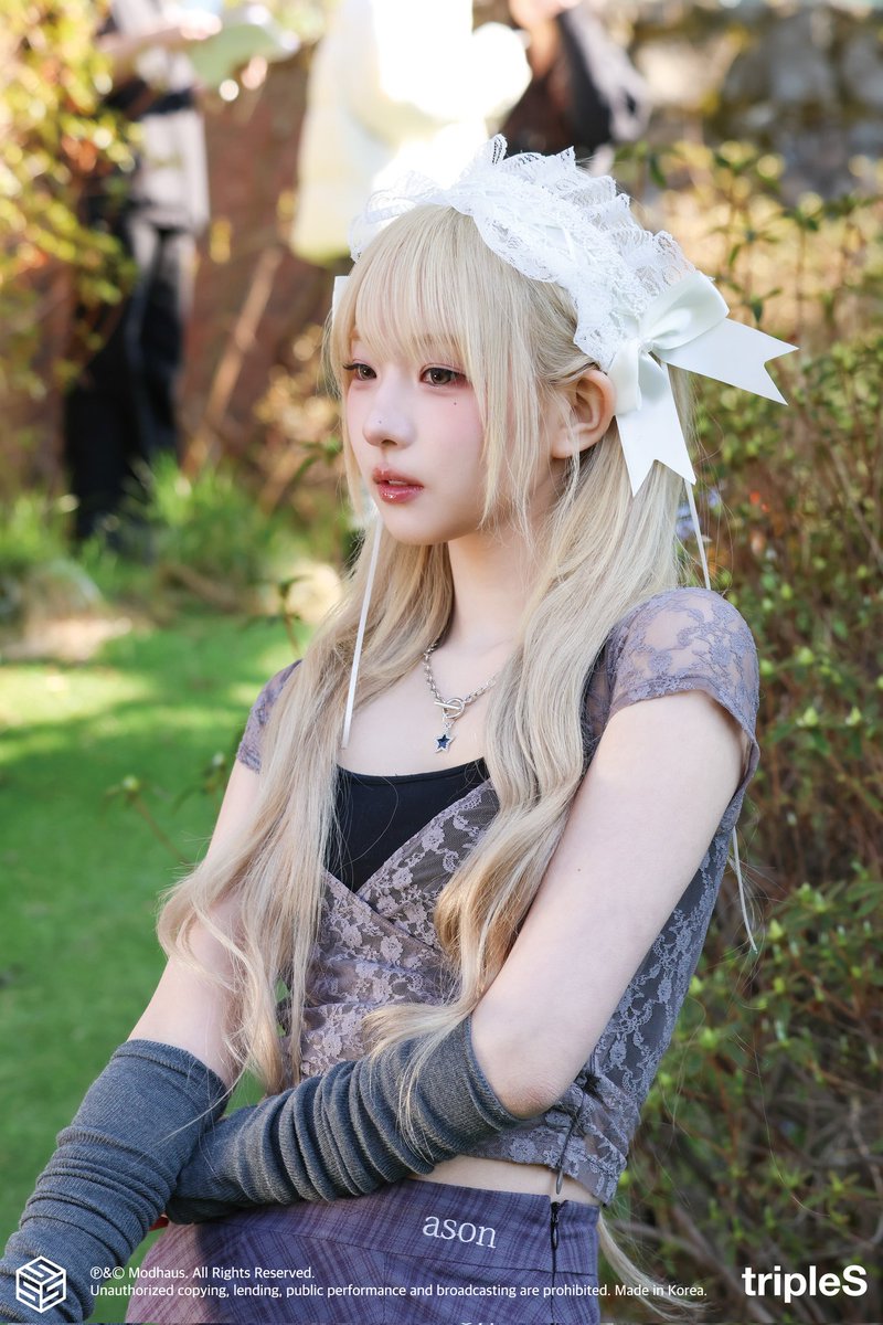 hayeonmagazine's tweet photo. 꽃보다 이쁜 하연🌼💛 https://t.co/wTB1VeYGVe