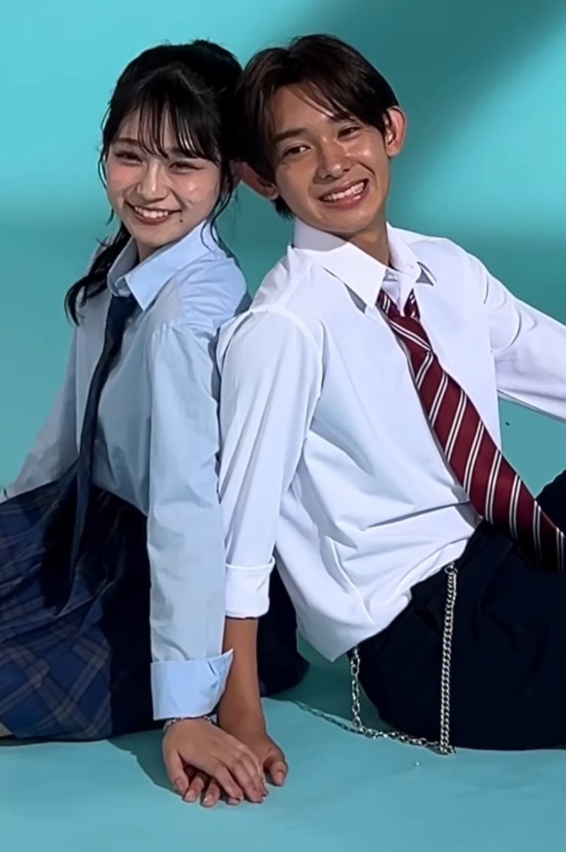 1枚目には映ってないけど、こっそりれんくんと手を重ねてるねねちゃん