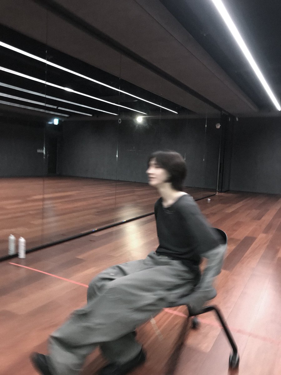 AEN_offcl's tweet photo. 𝖠𝗋𝖼𝗁𝗂𝗏𝖾: 𝖬𝖾𝗆𝗈𝗋𝗒 (𝖮𝖿𝖿)  

▶️ https://t.co/ApTLnY3D6Z

#AEN #에이엔 #エイエン
#ARCHIVE_MEMORY https://t.co/wW2vEFbqOv