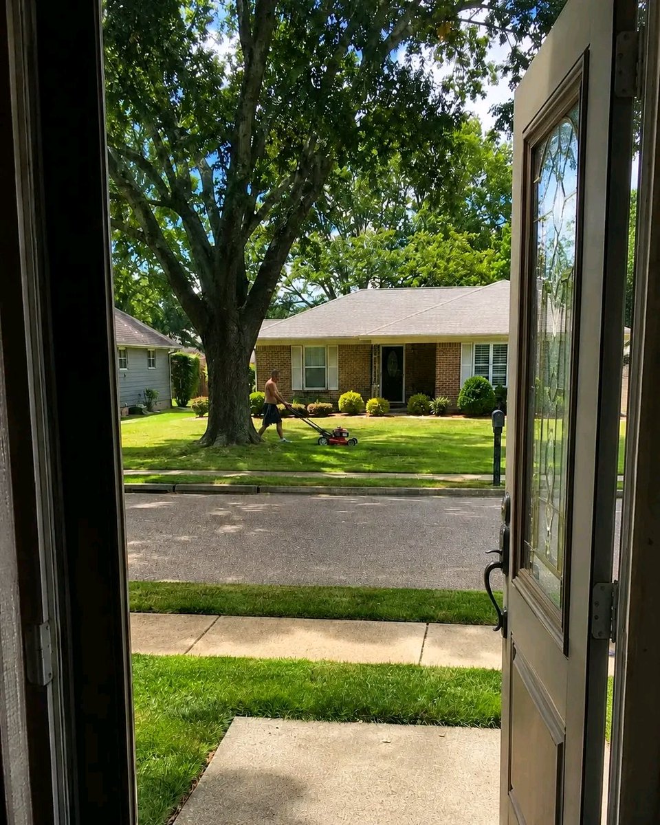 KhanSaba1278's tweet photo. APPARENTLY, EXPECTING SOMEONE TO WEAR A SHIRT IN THE NEIGHBORHOOD MAKES ME THE BAD GUY NOW.

My neighbor was outside mowing his lawn completely shirtless yesterday afternoon.

I understand it was hot.

I understand he was on his own property.

And I know mowing the lawn is not exactly a formal event.

But this is still a residential neighborhood.

Families are walking by.

Kids are outside riding bikes.

Neighbors are coming and going.

Is putting on a basic T-shirt really such an unreasonable expectation?

A few people told me I am overreacting and that it is none of my business.

Others said it is about having a little respect for the neighborhood.

So now I am curious.

Would this bother you?

Or do you think people should be able to mow their lawn shirtless without anyone saying a word?