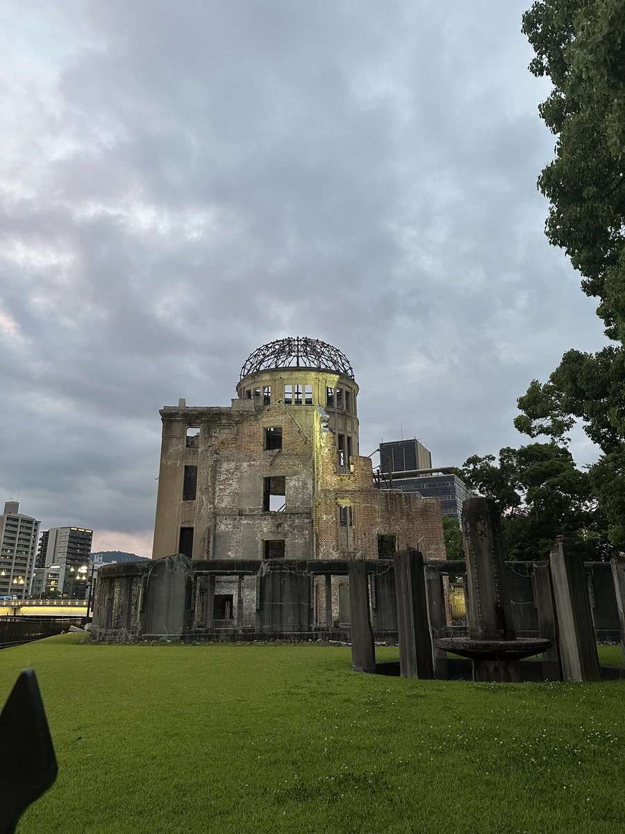 JNatcj's tweet photo. 旅に出ます
探さないで下さい
気が向いたら帰ります
ちなみに理由は自分探しの旅という大義名分のもとの観光です♪ https://t.co/KxYsK0E99y