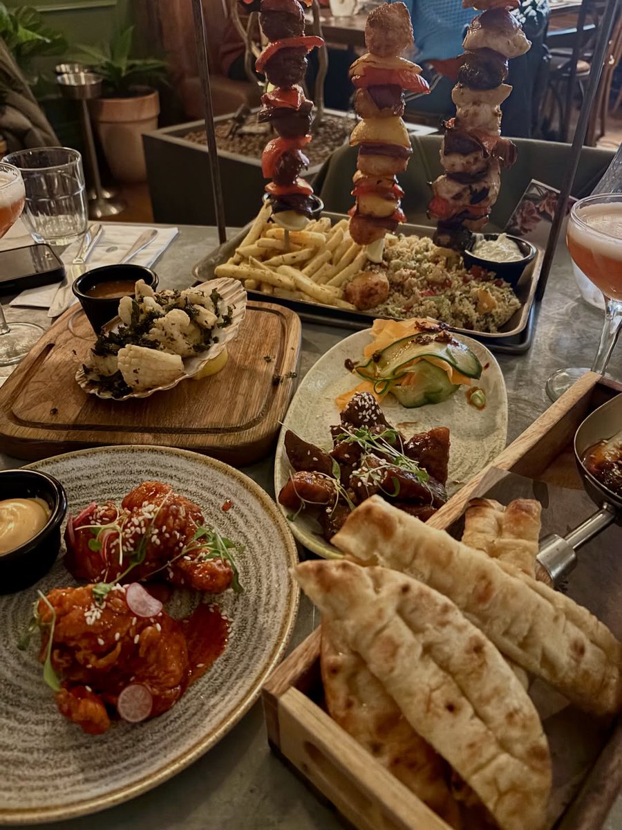HawkExpressCab's tweet photo. The Botanist is all about sharing plates, hanging kebabs, and cocktails that hit just right, the perfect spot for a relaxed evening out.

Photos by: @thetipsysuffolkfoodie

📲 Download our app: https://t.co/KGGpzMfANP
📞 01473 222 222
🌐 https://t.co/F5cUpm6Vsm https://t.co/bmPmVobbnV