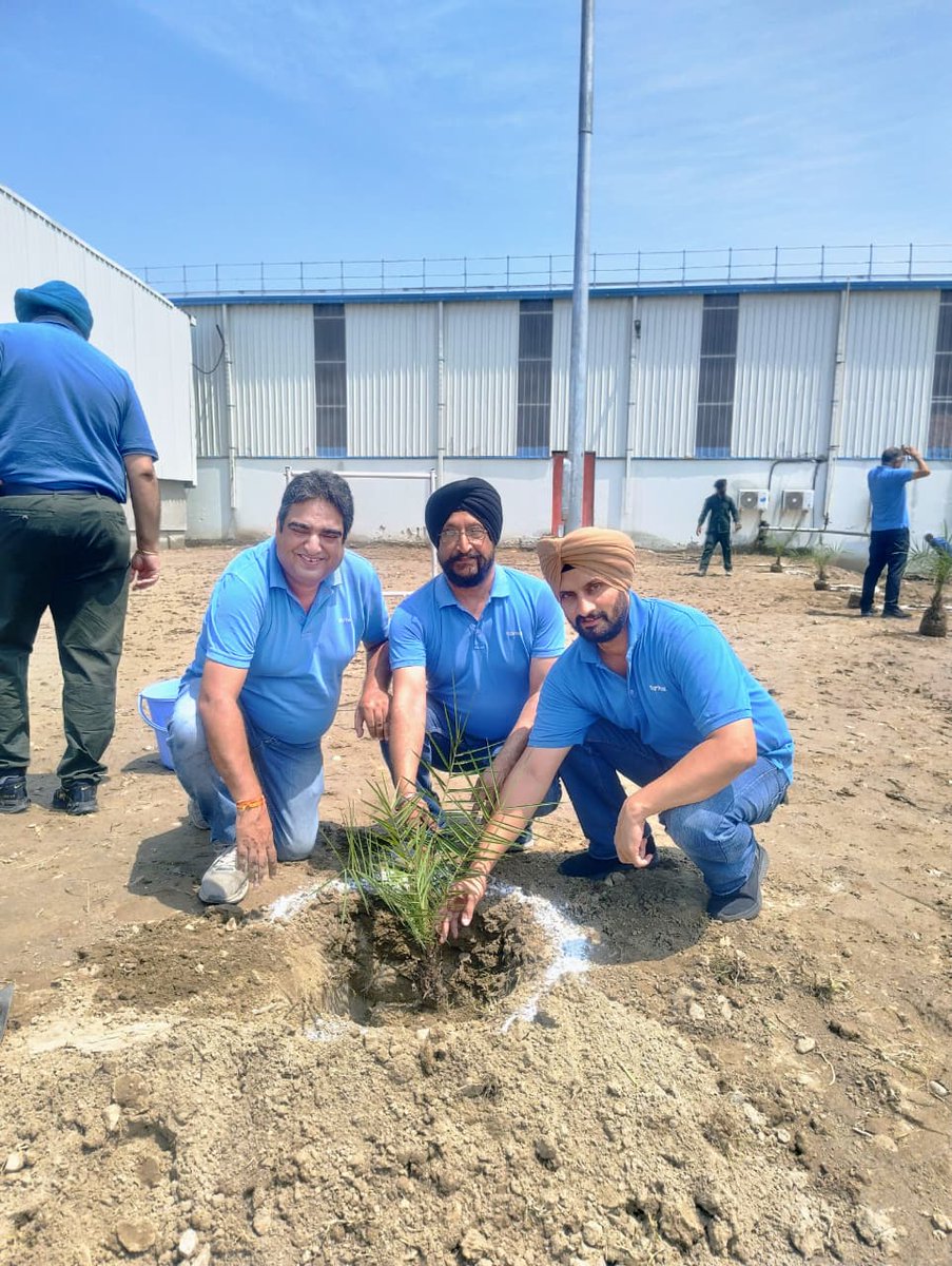 TSF_CorpComm's tweet photo. On World Environment Day, TSF employees joined a tree plantation drive, reaffirming our commitment to a greener future.
Each sapling planted reflects our responsibility toward the environment and positive impact.
Together, we're building a better tomorrow. https://t.co/l2Ala3splF