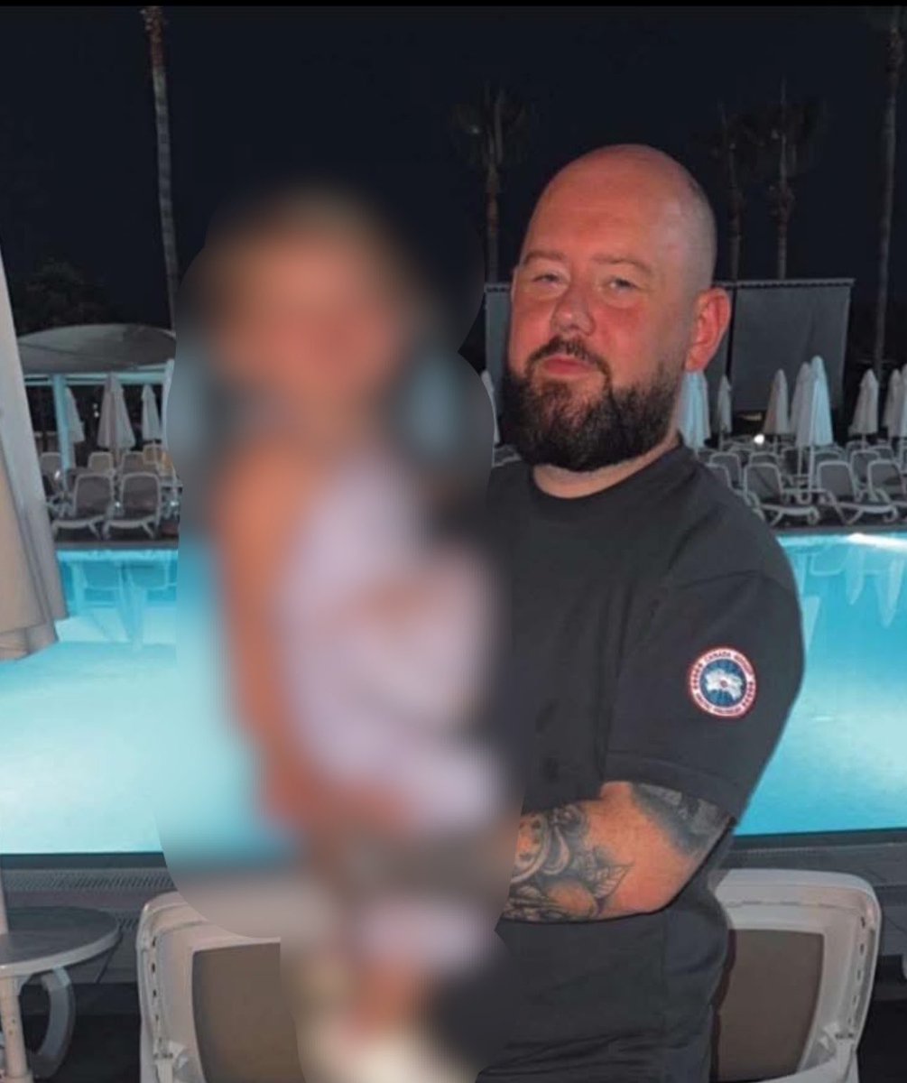 TheBritLad's tweet photo. 🚨 REVEALED: The hero from Belfast has been identified 🇮🇪

Maitie Toghearnan has come forward as the brave man who confronted the attacker with just a stick last night.

He is being hailed as a hero across Northern Ireland.

We need more men like this. https://t.co/cKl8UAevAX