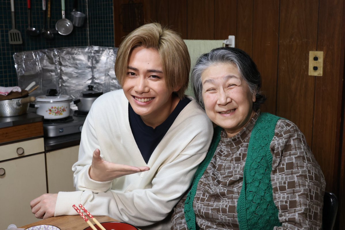 ProjectRED_Toei's tweet photo. 『#超ギャバン』
🔆今週のゲスト紹介🔆

弱木 役／#中西南央
淳澄郷子 役／#髙栁葉子

元凶でありつつ、コミカルに憎めなさを演じた中西さん☄️
髙栁さんが出演する淳澄家のシーンでは、
怪盗フェイドの意外の素顔が明らかに🍜

第17話TVer・ABEMA無料配信中📺
TTFC・Prime Videoでも配信中！ https://t.co/VgFbUTuqIl
