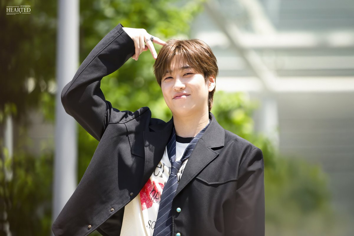 HS_Hearted's tweet photo. [2026.06.06]
MBC 쇼!음악중심 미니팬미팅
현성🌿 (7-9/9)

#BF #현성 #HyunSeong #Boyager6 https://t.co/rpUjW9cvs1