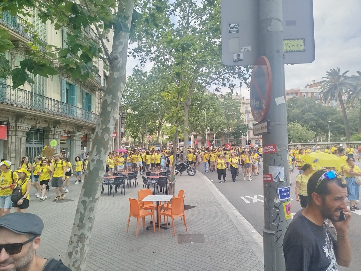 RuthMellado's tweet photo. Una més! #VagaEducació https://t.co/g1LrGE5lol