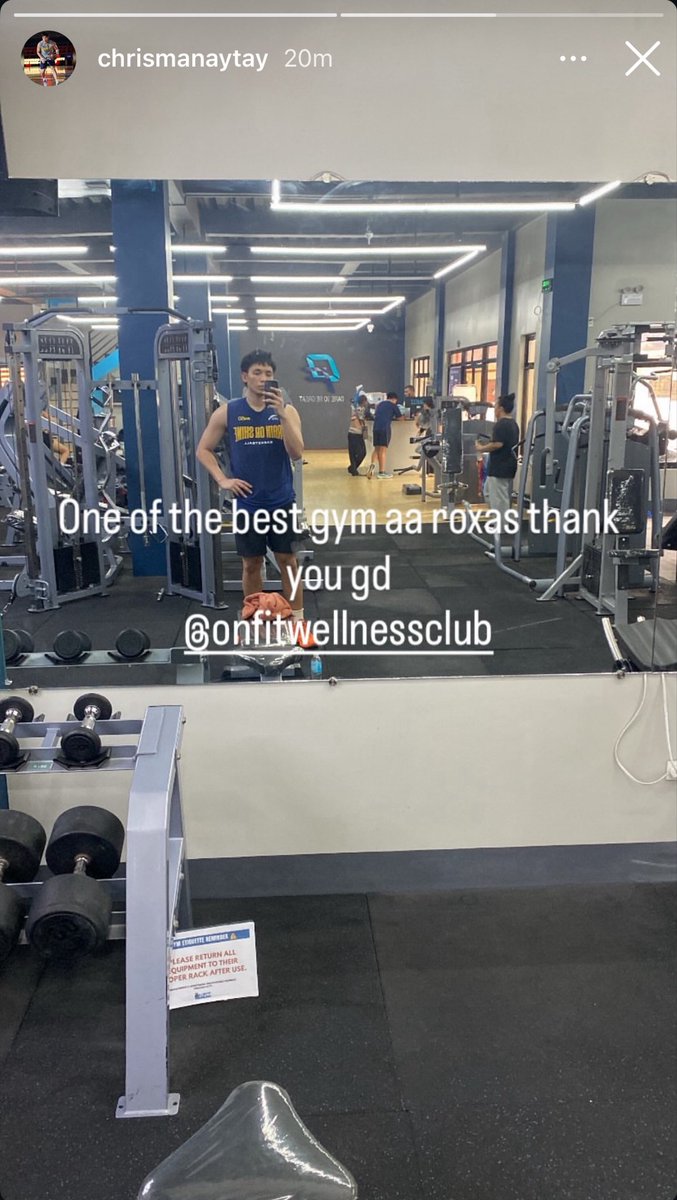 undreis_'s tweet photo. Kulang na lang “thank you Lord” na bg music eh hakdhssjdh he’s so tito 😭

 tian sana aware kang type na type kita!! :p https://t.co/PYLAB7S1SJ