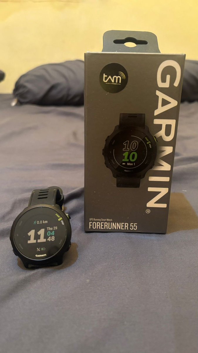 nyusvu's tweet photo. WTS
Jam Garmin Forerunner 55
- masii lengkap + box &amp; charger
- good condition 

💸 800k 
📍 sby bisa oren https://t.co/be8qNQYpd2