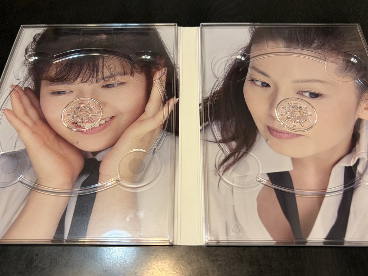 72take10's tweet photo. 6.18 NHKホール
「YOKO MINAMINO 40th Anniversary 〜ALL singles〜“楽園のDoor” LAST FINAL」
まで、あと9日！✨

昨日は25周年DVDを観て、テンション上がりましたー！😊
「歌のトップテン」からの歌唱シーンダイジェスト盤♪
#南野陽子 #nanno #楽園のDoor #LASTFINAL https://t.co/jz2Wd3vwqJ