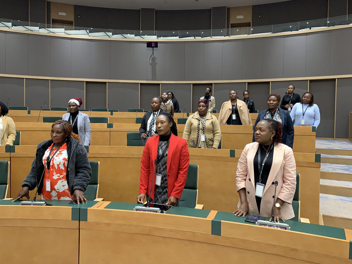 Media4gbv's tweet photo. Parliament is not just a place for lawmakers; it is a platform for learning and participation. Young people have a responsibility to share the knowledge they gain and inspire others to engage in governance. @StanleySakupwa2 #YouthParticipation https://t.co/pA8vBZcJhG