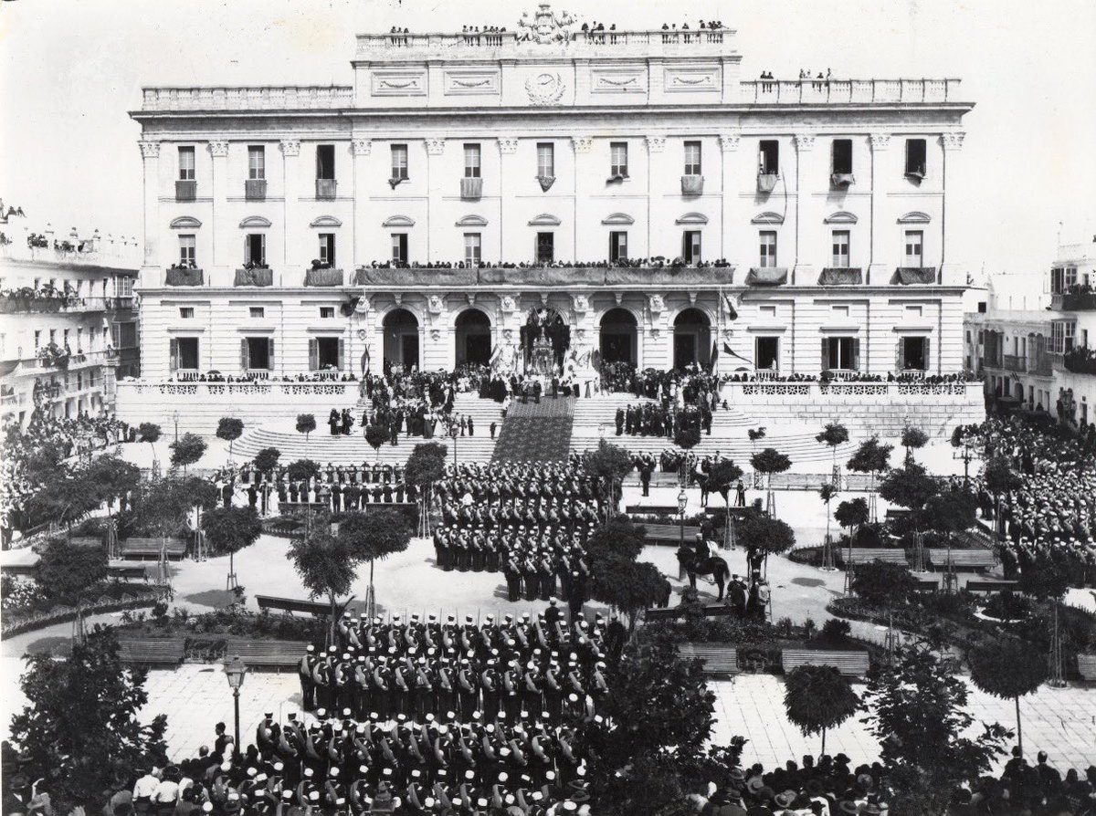 ArchCarmenSF's tweet photo. 9 de junio de 1895 | La Patrona preside la misa de despedida de las tropas que lucharon en la Guerra de Cuba

El 9 de junio de 1895 se  celebró de una Solemne Eucaristía que sirvió como despedida a tropas que iban a partir para luchar en la guerra de la independencia de Cuba. https://t.co/DmaEp6ENEo