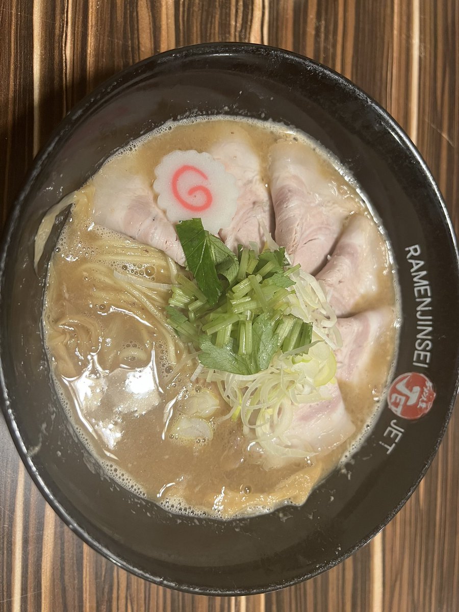 l0t049's tweet photo. しょーりとラーメン行ってきた🍜
人類みな麺類美味しかった！
ご馳走様でした😋
あと前の鶏白湯ラーメンも美味しかった🍜
今度はロケットキッチン楽しみ♡
@syouri_0325 https://t.co/Ap0VrbRHZ7