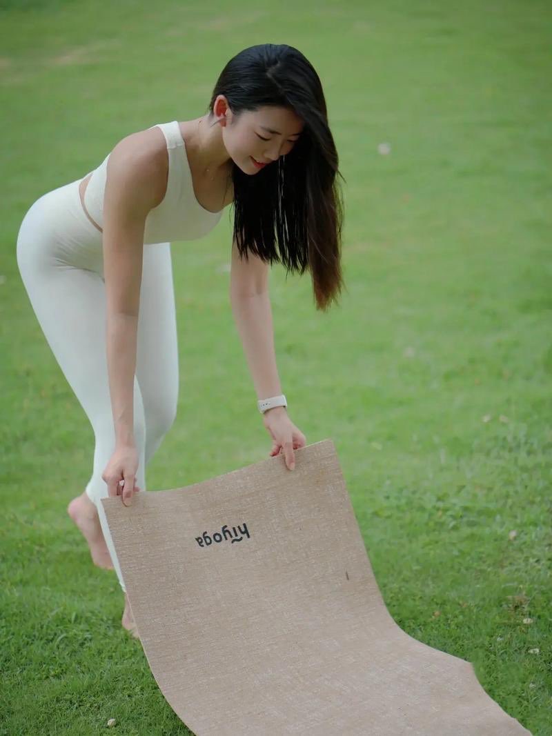 cn0011223's tweet photo. 哼你们怎么还不找我要处女 不找我找谁开苞这样下去破处会无望😓 https://t.co/0aIuzRACM8