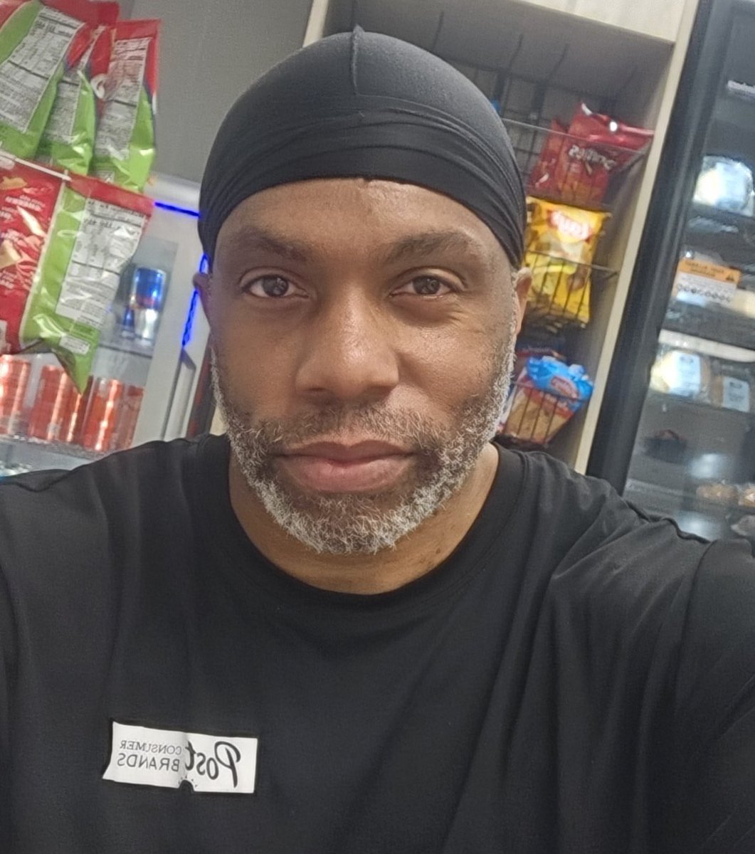 Darius_Stone38's tweet photo. Hi.... https://t.co/tV2y9tGeO7