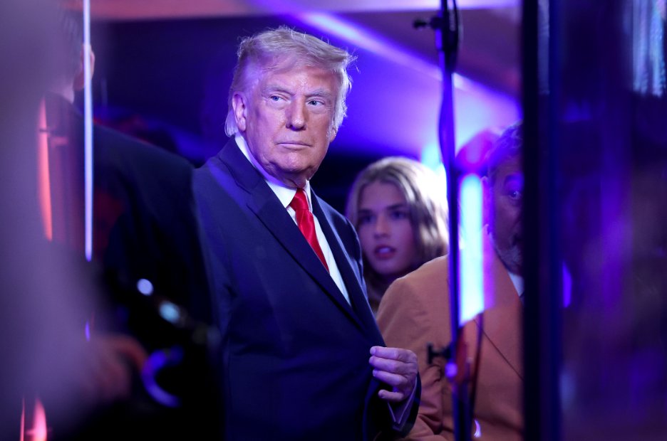 KABBFOX29's tweet photo. U.S. President Donald Trump watches the start of Game 3 of the NBA Finals between New York Knicks and San Antonio Spurs at Madison Square Garden on June 8, 2026 in New York City. https://t.co/Wu37Mxlksv https://t.co/MRLivkVcWW
