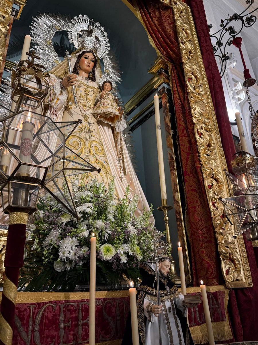 ROSARIO_Benaca's tweet photo. CORPUS CHRISTI EN BENACAZÓN

El pasado domingo tuvo lugar en nuestro pueblo la festividad del Corpus Christi. Como viene siendo habitual, nuestra Corporación cedió el paso de costaleros de Nuestra Gran Madre y Señora, Reina del Santo Rosario para que en él procesionase la ⬇️ https://t.co/Cgw5Yrf871