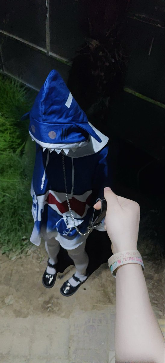CongYu_sama's tweet photo. 是谁家的小母狗呢 被拴在灯柱上暴露在路旁 说不定会被某个大叔捡走狠狠调教成肉便器呢
#男娘 #露出 #母狗 #束缚 #贞操锁 https://t.co/fOldOzCYfy