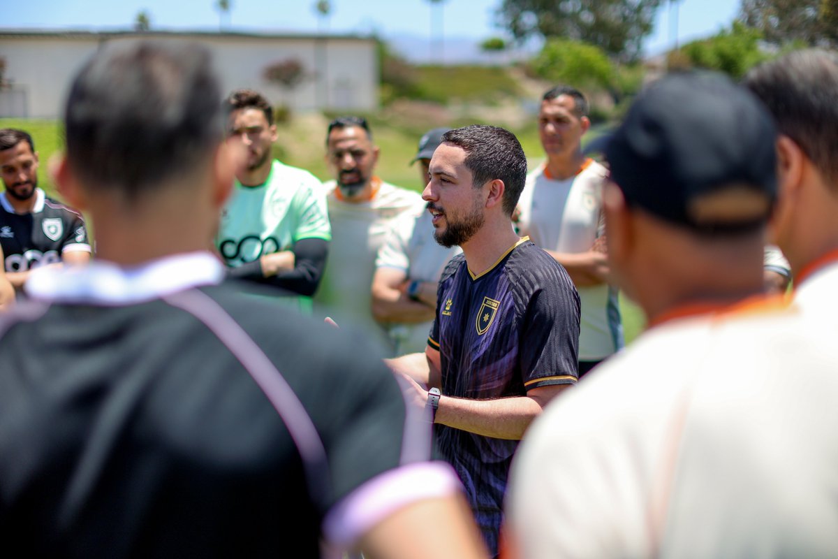 RHCJO's tweet photo. His Royal Highness Crown Prince Al Hussein visits the #Jordan national football team’s base camp in San Diego, USA during their final training sessions ahead of the 2026 World Cup. https://t.co/yPgFjMXoYA