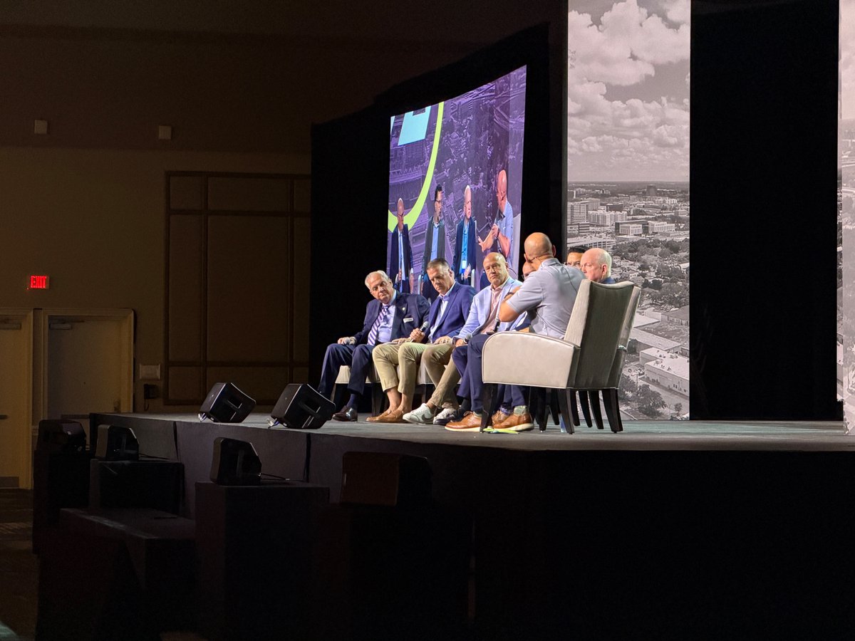 baptist21's tweet photo. Thanks for everyone who came out to our B21 Lunch Panel. Really appreciate all the volunteers, crew, and speakers that made this event possible. Hope to see you at next year! #SBC26 https://t.co/ogoZr0pz56
