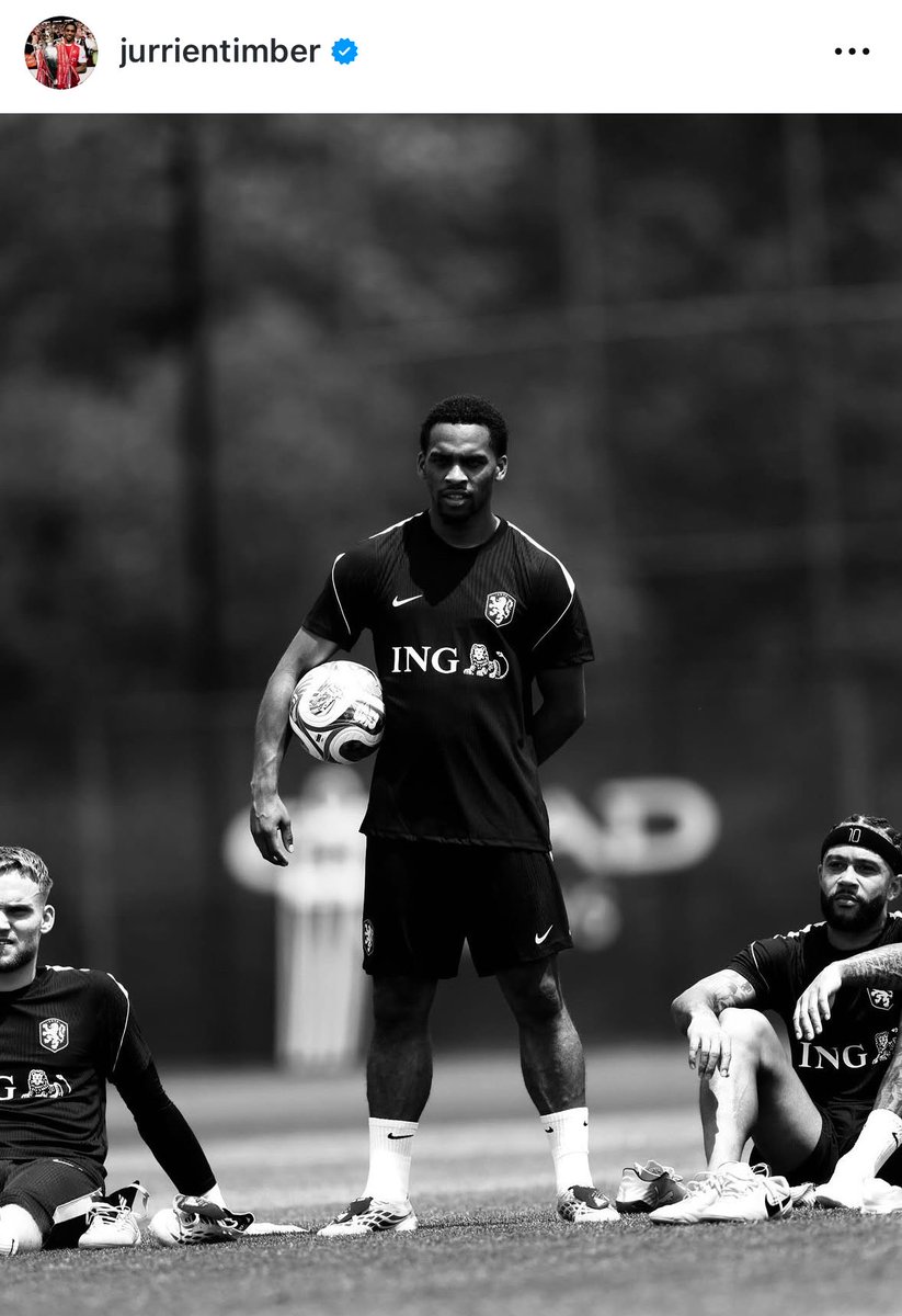 afcstuff's tweet photo. 📲 Jurrien Timber on Instagram: “Heartbroken to miss the World Cup. Representing my country on the biggest stage is something I’ve always dreamed of, and it’s difficult to accept that injury has taken that opportunity away from me.

While this isn’t the path I had hoped for, I trust that God has a plan greater than the one I can see right now. Wishing the boys all the best. Make the nation proud! 🧡”