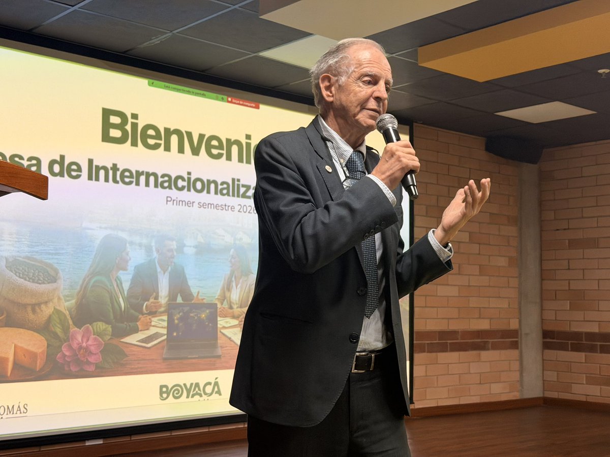 CasadeBoyaca's tweet photo. @SecDesarrolloEB @SecAgroBoyaca @UPTCoficial @santotomastunja @SeCulturaBoyaca @SecTurismoBoy @SecMinasBoyaca El Presidente Ejecutivo de la Cámara de Comercio, Industrias y Agricultura de Panamá en Colombia Eduardo cristo destacó las oportunidades de cooperación e intercambio comercial para fortalecer la internacionalización y la inversión en Boyacá. https://t.co/EYz0KFxT9E