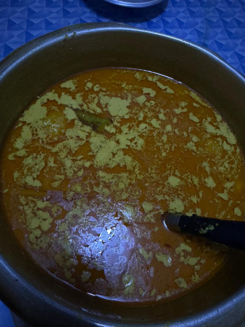 _nmaff's tweet photo. bojone njalok dudo santen ayam telur🤏 https://t.co/ab9vlT6CVD