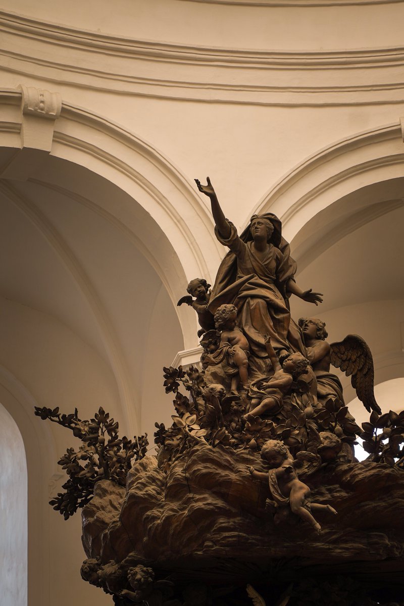 Observeculture_'s tweet photo. Basilica of Our Lady of Hanswijk, Mechelen. 📸 https://t.co/7sJcfrV4G3