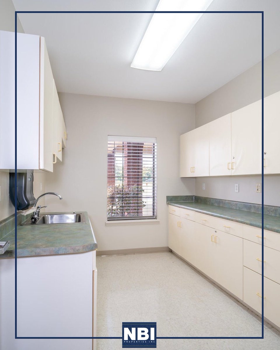 NBIProperties's tweet photo. PRICE IMPROVEMENT! 1200 Henley Lane - Baker, FL
📞 850-243-0007

Fully turnkey standalone medical office building. The property sits on 1.45ac with 6 exams rooms, 1 x-ray room, solid core doors, waiting area with ADA restrooms and a covered drop-off are for patients and clients. https://t.co/ljuDhdanDB