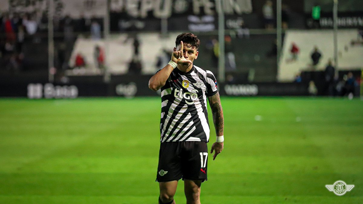 galeano_facug's tweet photo. 🚨 Matias Espinoza aparece en el interes de #CerroPorteño.

El lateral izquierdo ya cuenta con el visto bueno de Ariel Holan y es una de las opciones que maneja el Ciclón para reforzarse de cara al segundo semestre.

#AM1080 https://t.co/jcAlNEubxl