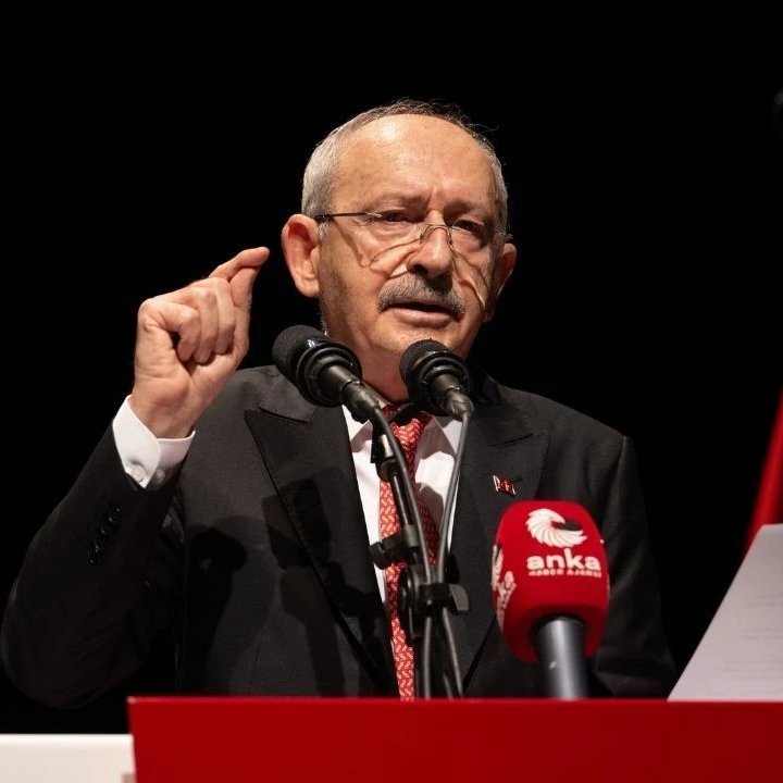 ult1matoms's tweet photo. SON DAKİKA | Kılıçdaroğlu, CHP YSK temsilciliği görevine Köksal Filorinalı'yı getirdi.

Köksal Filorinalı, mutlak butlan kararıyla Yüksek Disiplin Kurulu üyeliğine getirilen Gülsüm Filorinalı'nın eşi! https://t.co/lyk5YiaehL