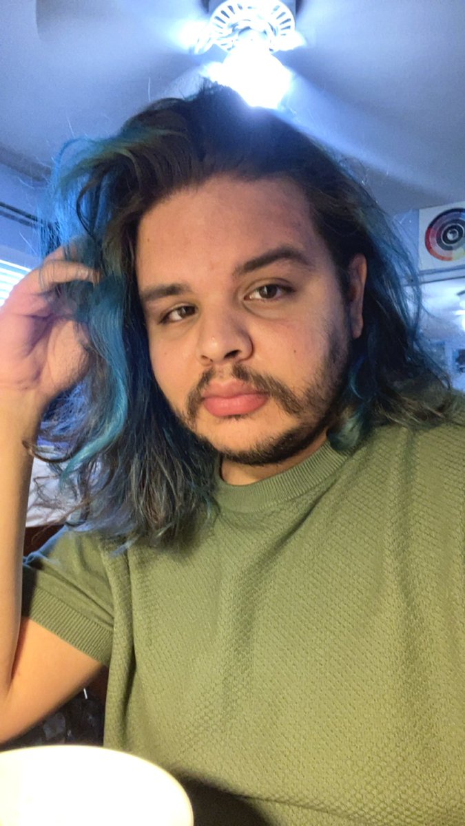 ifeelhuman_'s tweet photo. #promotwt intro post time !

hi there ! i’m Human✨

• poet ✍️ 
• artist 🎨
• aspiring game sound designer 🎮
• my old account got deleted but i am backkk ↩️
• i have a poetry book out, currently working on second one 📗
• am a fan of all things dark, passionate, ancient 🌒 https://t.co/yL7rrncSb7