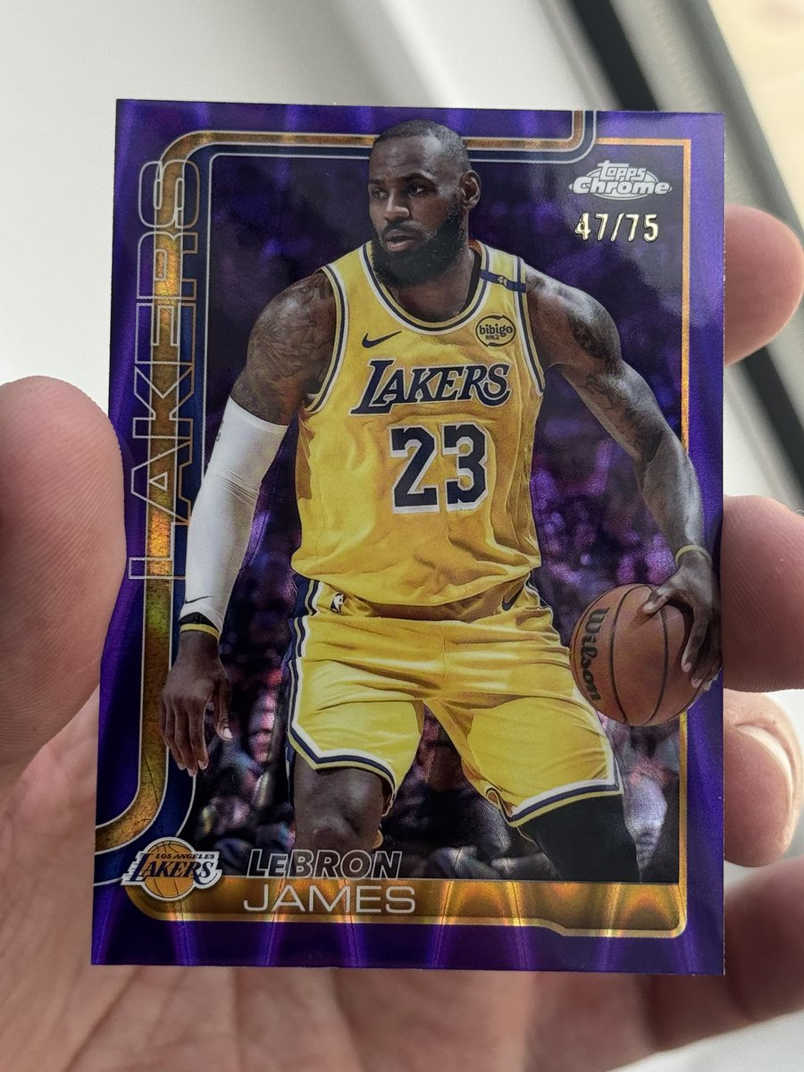 RangerCards's tweet photo. New ones in today!!🔥

Lebron James Topps Chrome Purple /75 (Color Match??🥸)

2006 Bowman Chrome Devin Hester Rookie PSA 10 https://t.co/BemqbrCfvB