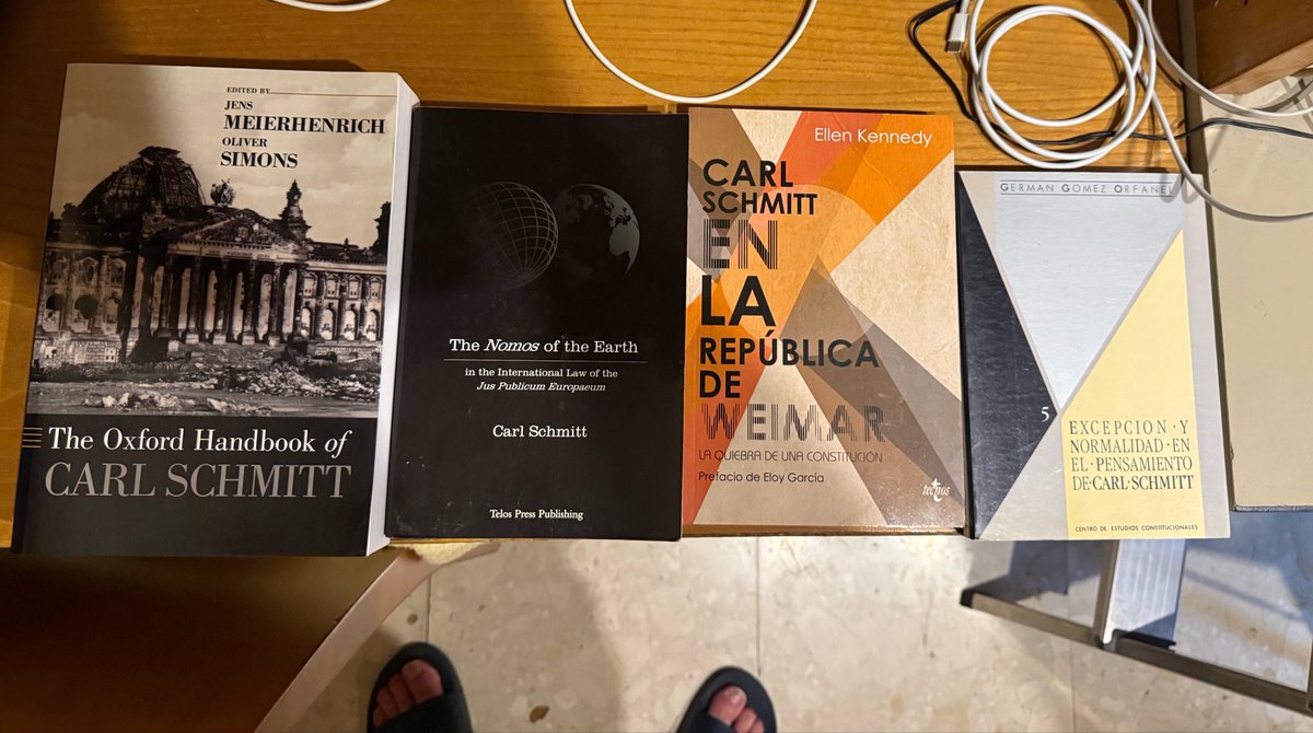 jsamperiz1's tweet photo. Per fi he trobat algú interessat en Carl Schmitt 😊😊😊 https://t.co/f70xVEUKNT