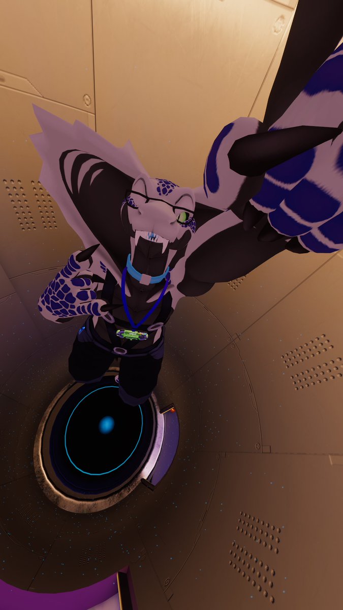 Draconerd95's tweet photo. I had an amazing time at Furality! Made some awesome new friends along the way too :3 #furality #vrc #vrchat #furalityultra https://t.co/ZC6ZgXsr6q