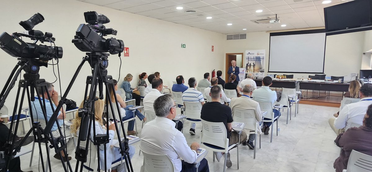 CECOes_'s tweet photo. 🚁 Hoy,  encuentro empresarial de excelencia en @PegasusAeroG con @dipucordoba 🔝 60 años impulsando talento aeronáutico desde Palma del Río #CordobaEsp 
🎯 Competitividad ➕️ Sostenibilidad ➕️ Internacionalización
@CEAes_ @camaraofcordoba https://t.co/AxX6Y14P25