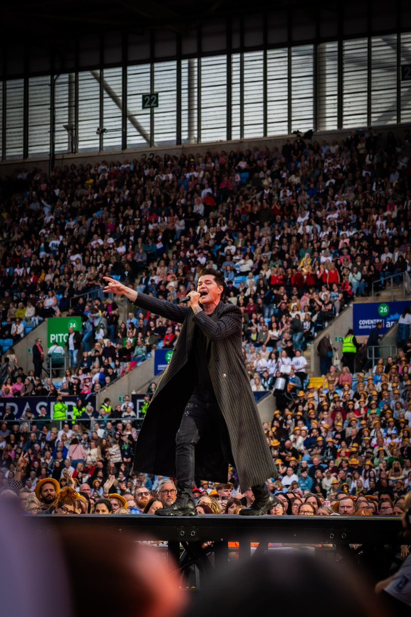 thescript's tweet photo. Great few shows in Coventry and an epic pub gig. Thanks again #thescriptfamily https://t.co/m7tqrujrGI