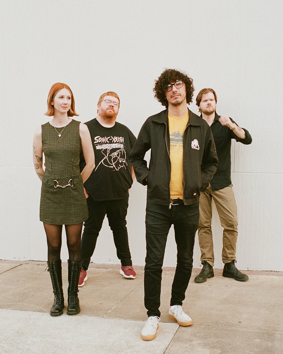 solidbrassrecs's tweet photo. Excited to welcome ATX band French Film to Solid Brass, share their new single “Rabbit Foot”, and announce the limited edition vinyl preorder for ‘Yours + Five’ (out on 8/21). Don’t sleep on this band. 

RIYL: Blonde Redhead, Sonic Youth, Autolux

https://t.co/vtpqxKtmmu https://t.co/tJ2namLPaT