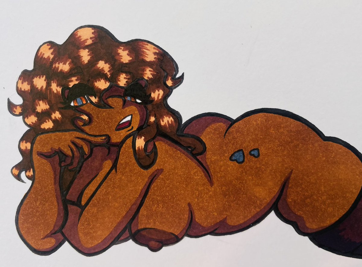 whimsywarlock's tweet photo. lounging https://t.co/DDaPj5Xp2d