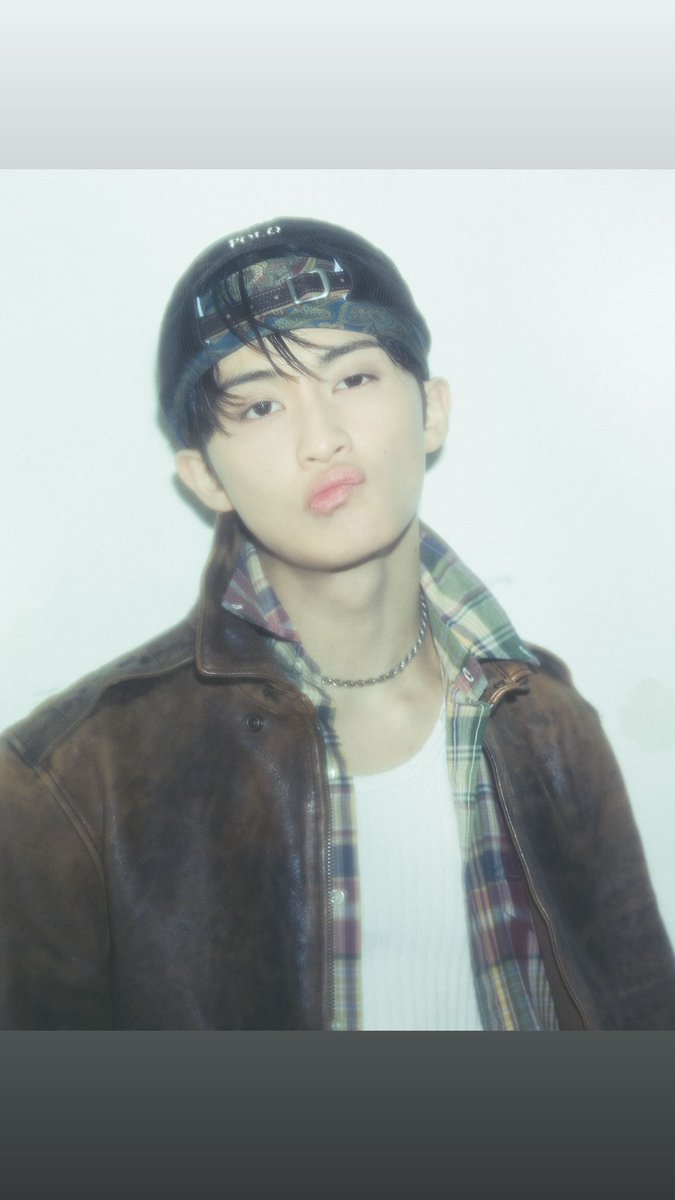 MARK LEE BASE tweet media