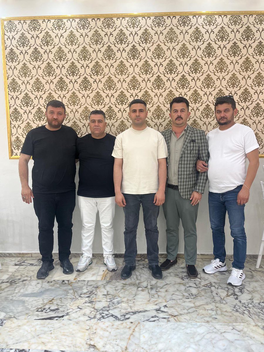 mhparnavutkoy's tweet photo. Bölge Başkanımız Ercan Eker @ercaneker55 Muhtarlarla İlişkilerden Sorumlu İlçe Başkan Yardımcımız Tolga Özdemir ve İlçe yöneticimiz Emin Yıldız @seyitogluemin ,
Yunus Emre Mh. Muhtarı Yunus Bozkurt ve 
Atatürk Mh. Muhtarı Emrah Özkaraca’ya ziyarette bulunarak İlçe Başkanımız Cihan Barut ‘un @CihanBARUTCCC selamlarını iletip istişarelerde bulundular.
@_MHPistanbul_ @rahmancanmhp @CamurMehmet123
