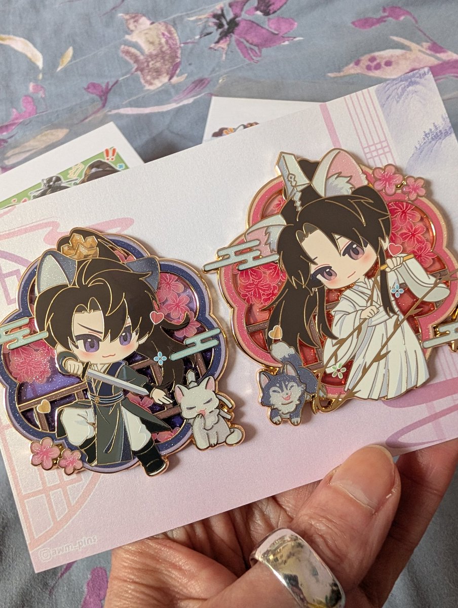 ConinaUK's tweet photo. Today's pin delivery! I cannot get over how big, pretty and sparkly the RanWan pins are!
#svsss #BingQiu #2ha #erha #RanWan #pins #PinBadge #OCPBBD #awm_pins https://t.co/QZZgfRirSf