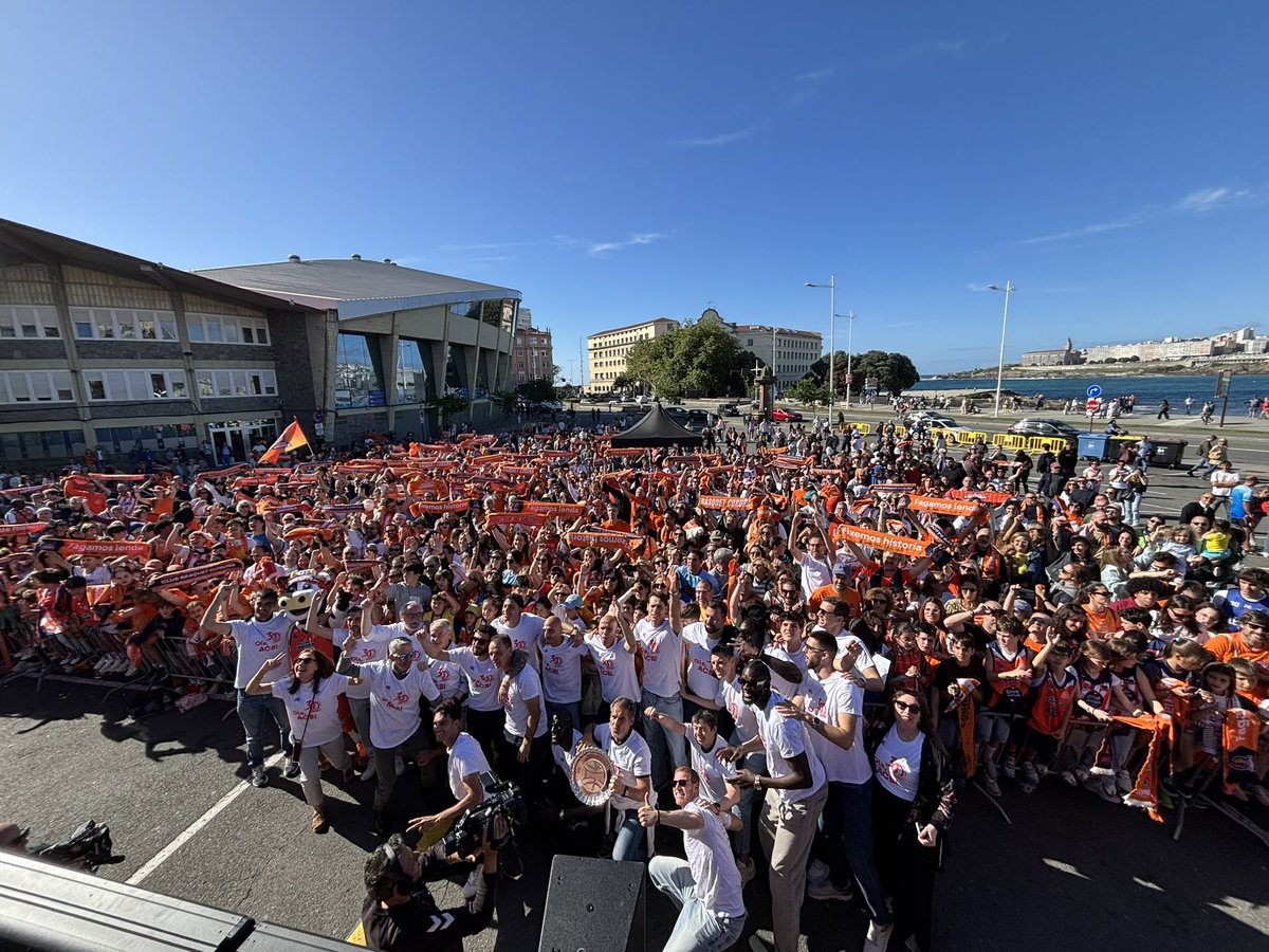 alfonnunez's tweet photo. Pues ya estaría @basquetcoruna 🧡 https://t.co/E1jJMSvYPP