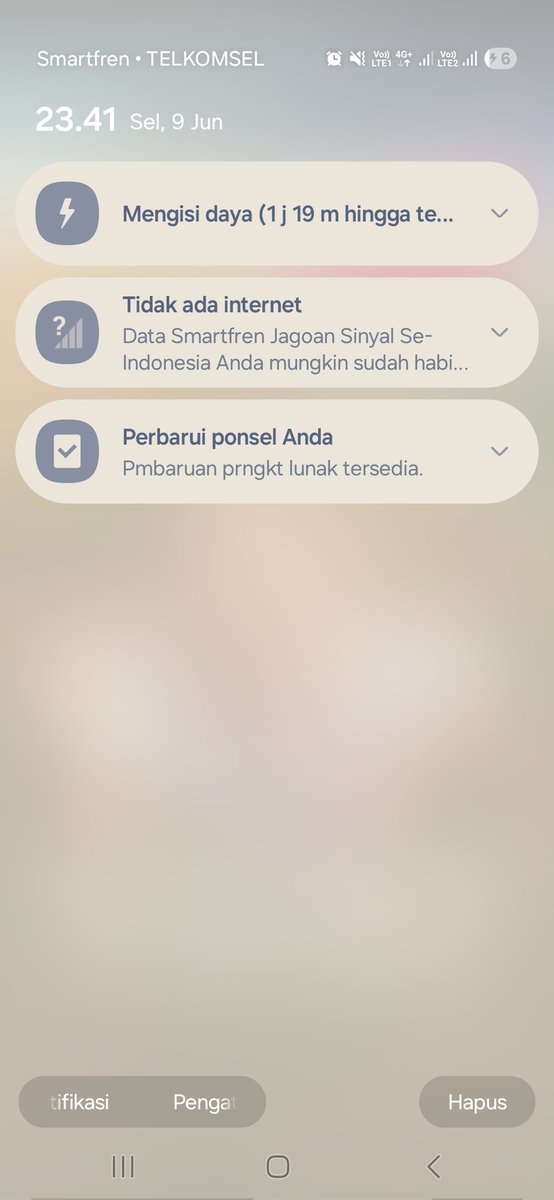 peachriaa's tweet photo. @imwinte @smartfrenworld @smartfrencare Sama kak, td sore masih 73GB masa tbtb muncul gini  pas dicek pake manual bukan apps karena appsnya gabisa dibuka, kuotanya 0 https://t.co/VclHjvHv9p