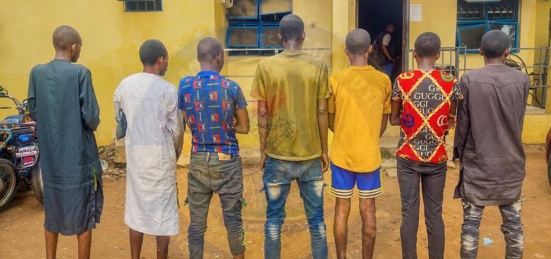 Kwara_PoliceNG's tweet photo. PRESS RELEASE 

KWARA POLICE DISMANTLE KIDNAPPING NETWORK, ARREST SEVEN SUSPECTS, RECOVER ASSAULT RIFLE AND OTHER FIREARMS.

In a major breakthrough against kidnapping, the Kwara State Police Command has arrested seven suspected members of a kidnapping syndicate and recovered firearms during a series of intelligence-led operations conducted across parts of the State.

On 28th May 2026, operatives of the Anti-Kidnapping Squad, acting on credible intelligence regarding the abduction of a resident within the Agbeyangi axis of Ilorin, launched a coordinated intelligence-led operation aimed at rescuing victims and dismantling the criminal network responsible for a series of kidnapping incidents across the State.

Through investigation and strategic deployment of operational assets, the operatives arrested one Surajo Abubakar, whose involvement in the crime provided critical intelligence that significantly advanced the investigation.

Further exploitation of the intelligence gathered led to the arrest of Umar Yabani alias "Yabo," identified as the leader of the syndicate,Isah A. Sule and Umar Sani.
During the operation, one AK-47 rifle and one pump-action gun were recovered from the suspects. Preliminary investigations linked the suspects to several kidnapping incidents across Ilorin East, Edu, Ifelodun, and neighbouring communities within Kwara State.

Following the arrests, investigators intensified efforts to dismantle the remaining elements of the criminal network. Subsequent intelligence obtained from the suspects led operatives to identified locations and associates connected to the syndicate.

Consequently, on 4th June 2026, the Command carried out a follow-up intelligence-led operation in collaboration with members of the Forest Guard and Local Vigilante Groups across strategic locations within Edu and Ifelodun Local Government Areas.

The operation resulted in the arrest of three additional suspected members of the syndicate identified as Bello Alhaji Maidabo (25), Shehu Malami (23), and Riskuwa Babuga (18), who were apprehended in the forest near Tsaragi following coordinated surveillance and tactical operations.

A locally fabricated single-barrel firearm loaded with two live cartridges was recovered during the operation.

Preliminary investigations indicate that the newly arrested suspects played various roles within the criminal network and are assisting investigators with valuable information aimed at rescuing victims believed to still be in captivity and apprehend other fleeing members of the gang.

The Commissioner of Police, Kwara State Command, CP Ojo Adekimi, psc, mnips, stated that the breakthrough reflects the operational directives and strategic vision of the Inspector-General of Police, IGP Olatunji Disu, PSC(+), NPM, towards strengthening intelligence-led policing, dismantling criminal networks, and enhancing public safety nationwide.

The Commissioner of Police, further reassured residents of the Command's unwavering commitment to protecting lives and property and urged members of the public to continue supporting security agencies with timely and actionable information.

E-Signed
SP Adetoun Ejire-Adeyemi, ANIPR
Police Public Relations Officer.
For: The Commissioner of Police,
Kwara State Command.

9th June, 2026.