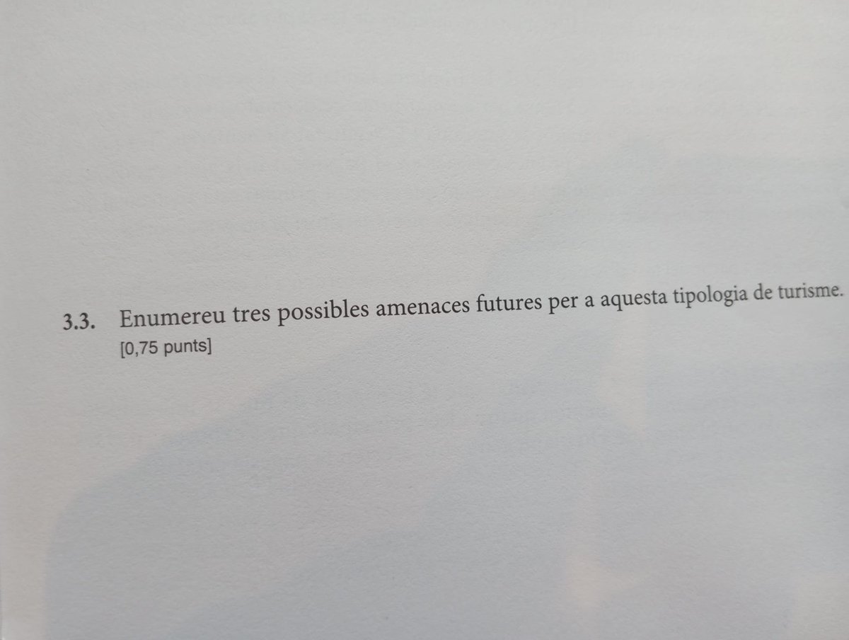 duran_mart's tweet photo. Diria que els exàmens de Geografia els redacta directament la Colau. Sempre un odi cap al turisme i un amistançament amb els immigrants molt sospitós. I amb preguntes que ja inclouen la resposta. https://t.co/rXJVfxGvki