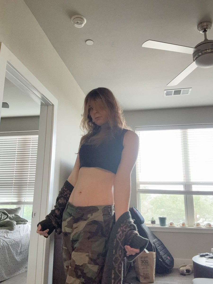 Fawnchopp's tweet photo. Need to get a haircut to fix my bangs https://t.co/TL4NcxvGxB
