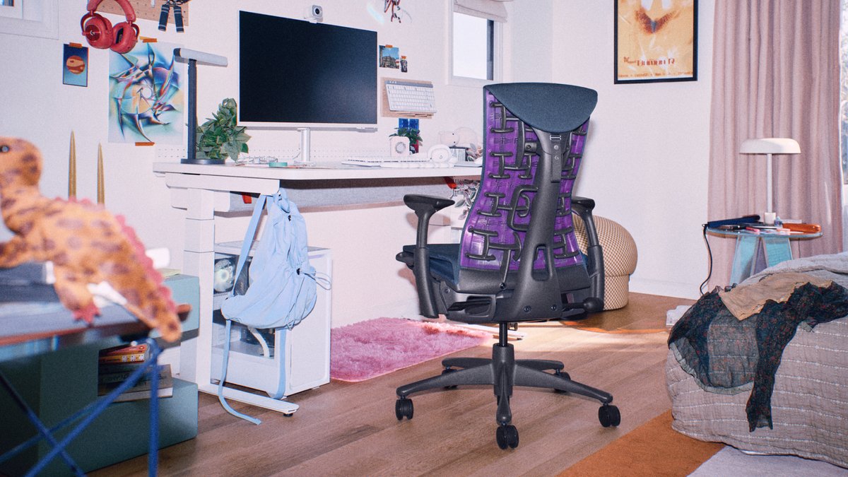 HMGaming's tweet photo. Modular design meets elite comfort. 

Embody's dynamic support with Coyl’s precision-controlled sit-to-stand desk design creates an atmosphere of comfort that moves with you, supports longer sessions, and keeps you dialed in and game ready.

Does this look like your future setup? https://t.co/USC05b4tyh