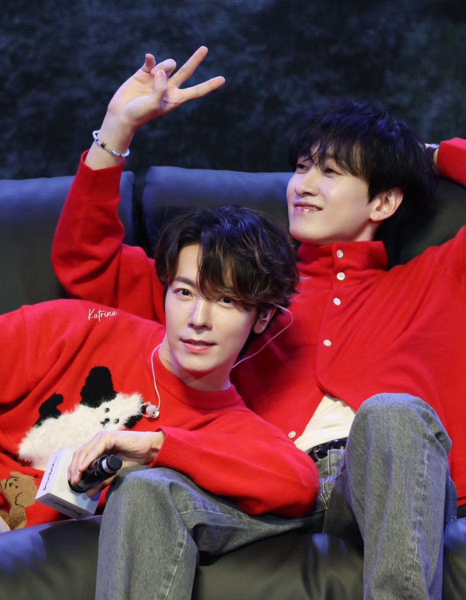 TheLees_HyukHae's tweet photo. 은해 제발 절대 헤어지지 마세요!! 🫵😤
영원히 함께해 주세요!!!!!

#EUNHAE #은해 https://t.co/3XYBN62ith